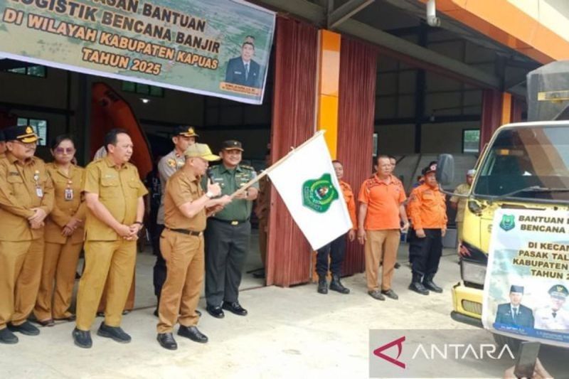 Pemkab Kapuas Salurkan Bantuan Banjir untuk 16 Ribu Jiwa di Tiga Kecamatan