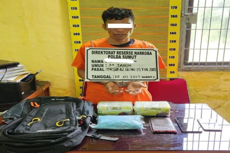 Polda Sumut Sita 2 Kg Sabu dan 2000 Pil Ekstasi, Kurir Ditangkap