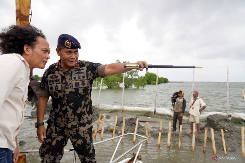 KKP Bongkar Pagar Laut Ilegal di Bekasi: Tindak Lanjut Penyegelan