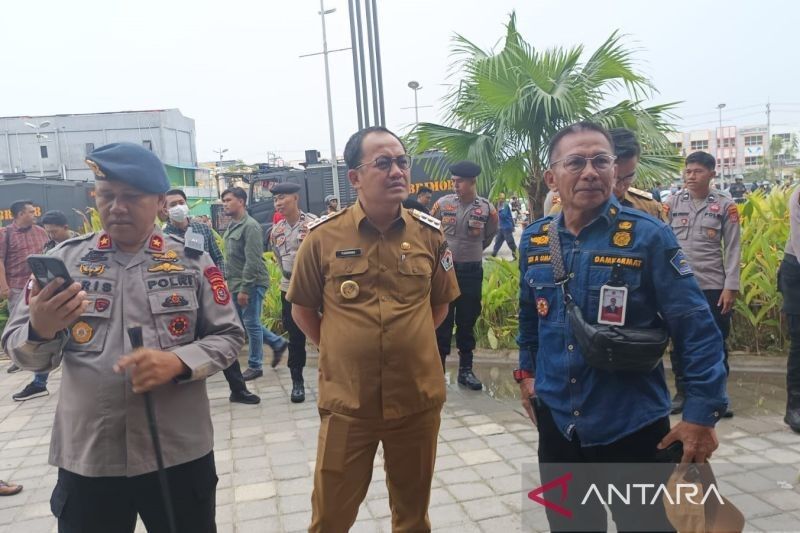 Penjabat Wali Kota Kendari Selidiki Kebakaran di Mal Bende