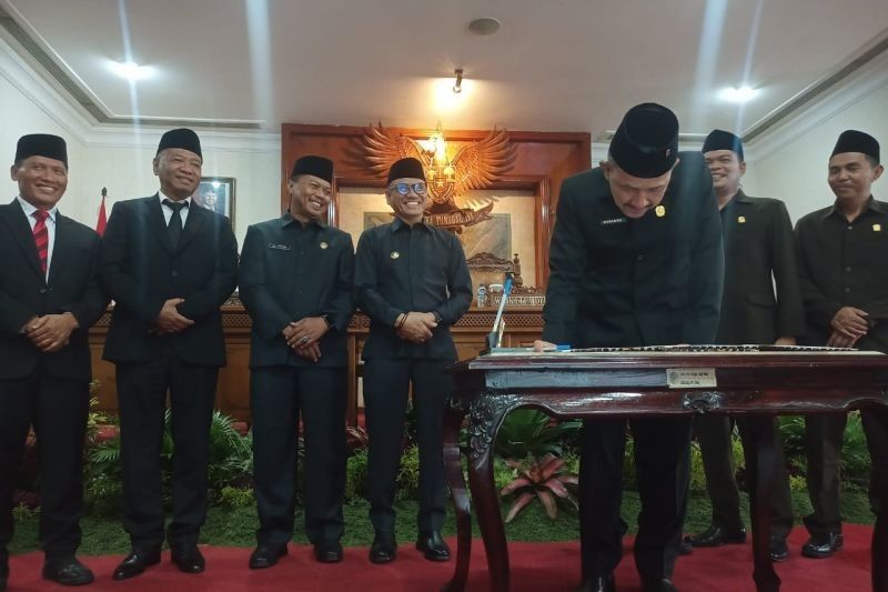 DPRD Tulungagung Tetapkan Pasangan Gabah sebagai Bupati dan Wakil Bupati Terpilih