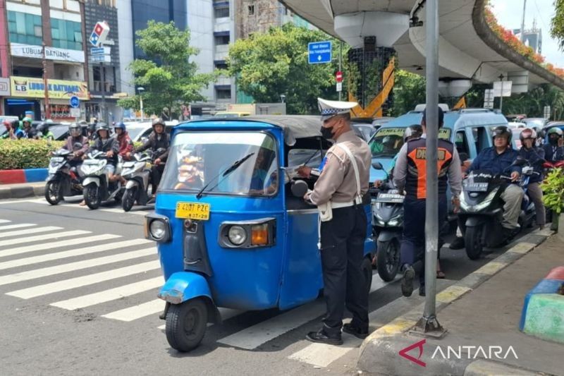 Polres Jaktim Gelar Operasi Keselamatan 2025: Fokus Empat Titik Rawan Kecelakaan