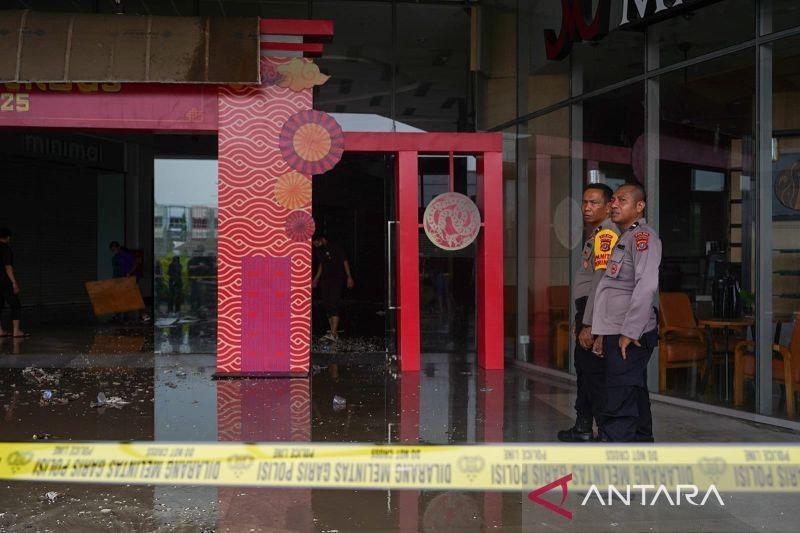 Polresta Kendari Selidiki Kebakaran di Mal Bende, Saksi Lihat Api di Gedung Bellagio