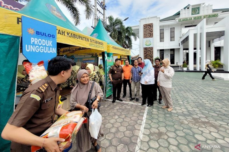 Kejari Situbondo Gelar Pasar Murah, Tekan Inflasi di Situbondo