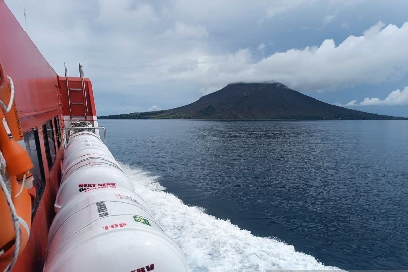 Gunung Ruang: 22 Gempa Vulkanik Tercatat, Status Waspada Tetap Berlaku