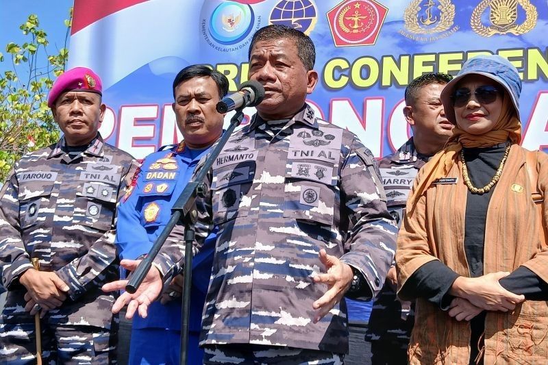 TNI AL Selesaikan Pembongkaran 30 Km Pagar Laut di Tangerang