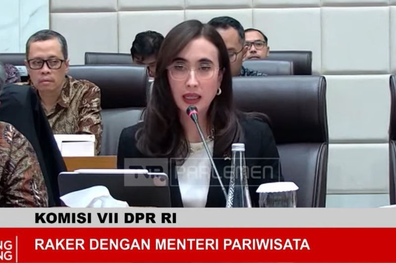 DPR Pertanyakan Strategi Kemenpar Pasca Efisiensi Anggaran