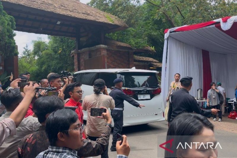 Silaturahmi Koalisi Indonesia Maju di Kediaman Prabowo: Menteri Kabinet Hadir