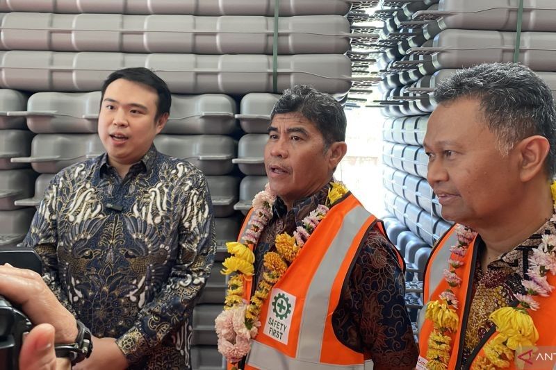 PLNNR Dorong Pengembangan PLTS Terapung Nasional: Lebih Efisien dan Ekonomis