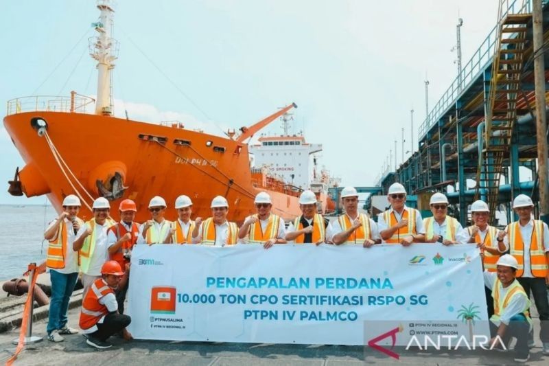 PTPN IV PalmCo Ekspor Perdana 10.000 Ton CPO Premium Bersertifikasi RSPO