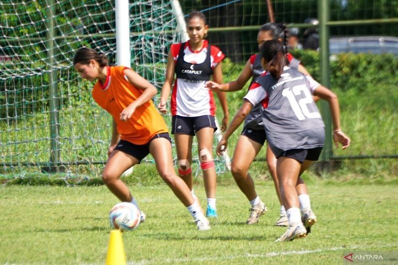 Timnas Putri Indonesia Berangkat ke Arab Saudi, 18 Pemain Terpilih!