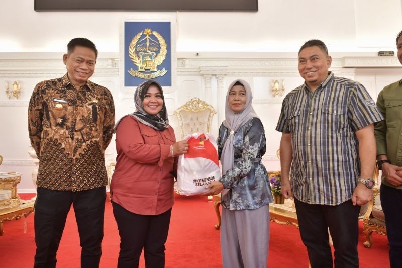 Sulsel Terima 3.000 Paket Bantuan Banjir dari Kemensos