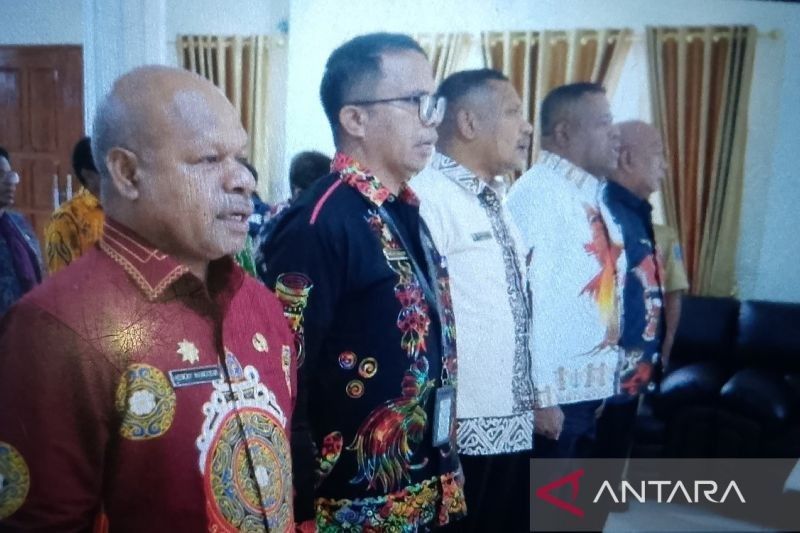 Bupati dan Wabup Supiori Terpilih Akan Ikuti Retreat Kepala Daerah di Magelang