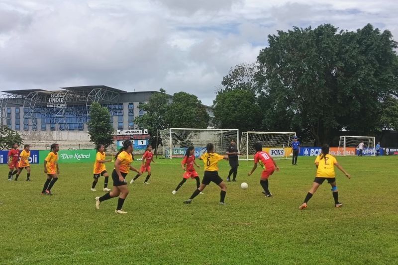 1.225 Siswi Ikuti MilkLife Soccer Challenge Semarang 2025: Membangun Ekosistem Sepak Bola Putri