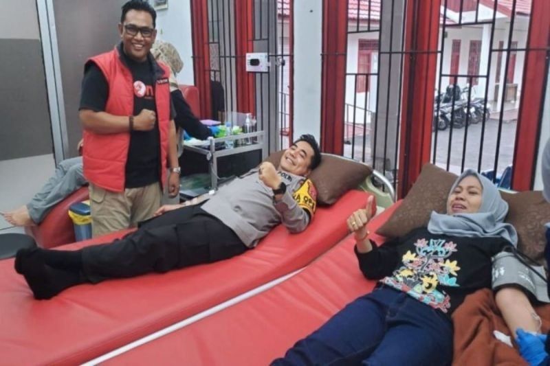 Polres dan PWI Kotim Gelar Donor Darah, Rayakan HPN 2025 dan Tingkatkan Sinergi