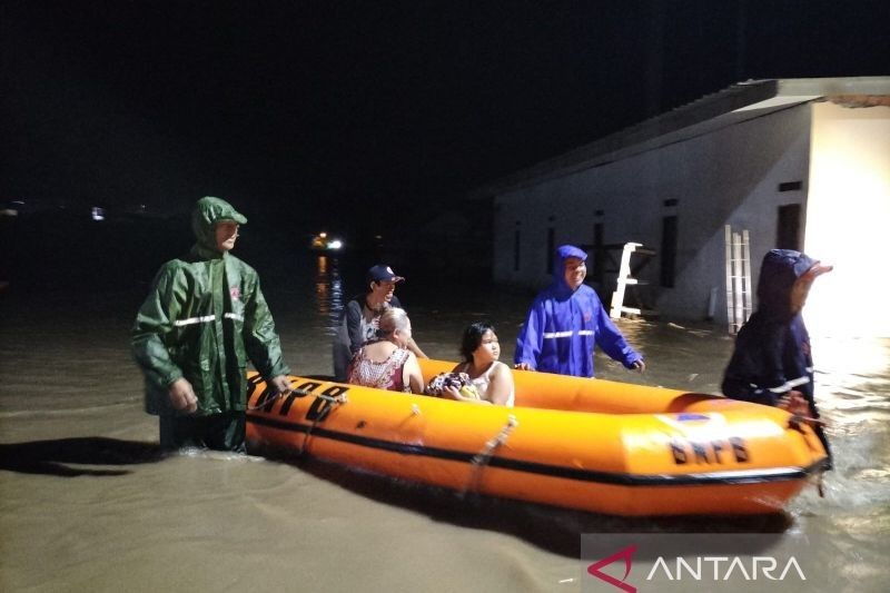 Banjir Muara Enim: 335 Rumah Terendam, Warga Terdampak, BPBD Turun Tangan