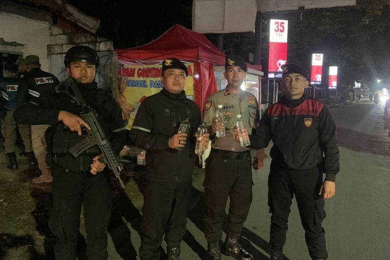 Polres Garut Gencarkan Patroli Malam, Ratusan Knalpot Bising dan Miras Disita