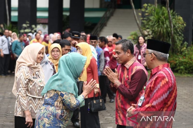 Pemkot Pontianak Kajian Kebijakan WFA ASN: Prioritaskan Pelayanan Publik