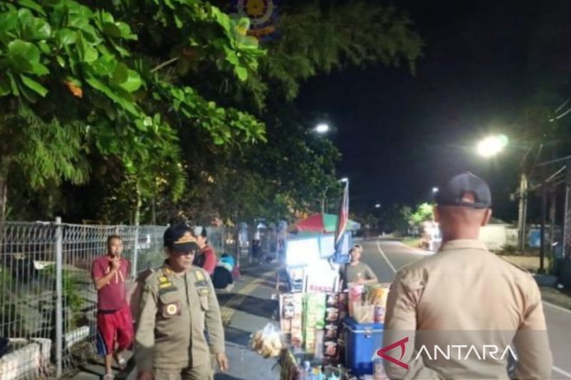 Penertiban Pedagang di Kawasan Wisata Belitung: Satpol PP Tegakkan Perda