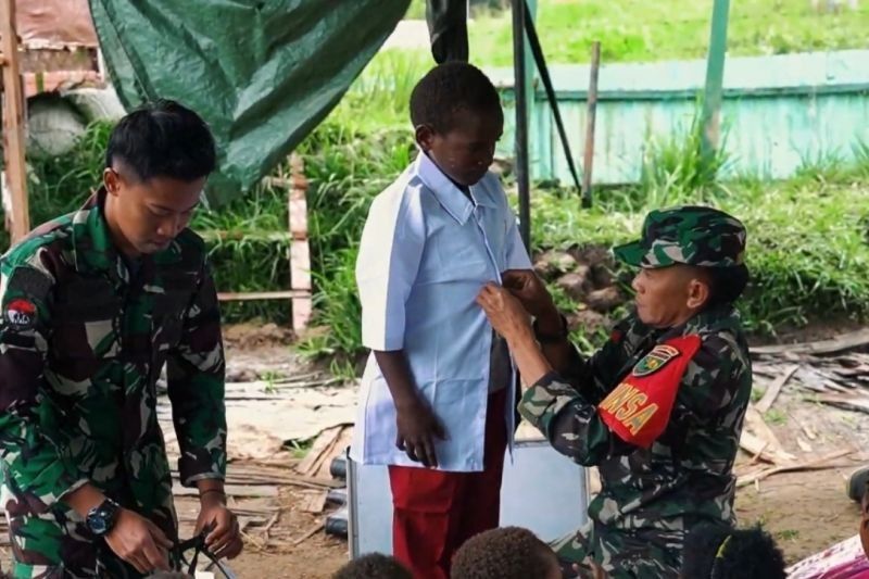 Antusiasme Warga Intan Jaya terhadap Program Makan Bergizi Gratis