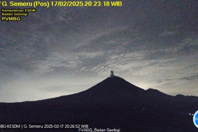 Semeru Erupsi: Letusan 500 Meter, Status Waspada Tetap Berlaku