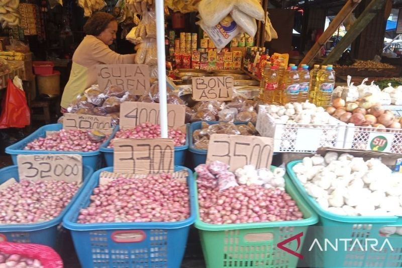 Harga Bawang Putih dan Cabai Melonjak Jelang Ramadan di Makassar