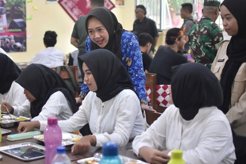 Program Makan Bergizi Gratis Purbalingga: 9.540 Siswa Terima Manfaat