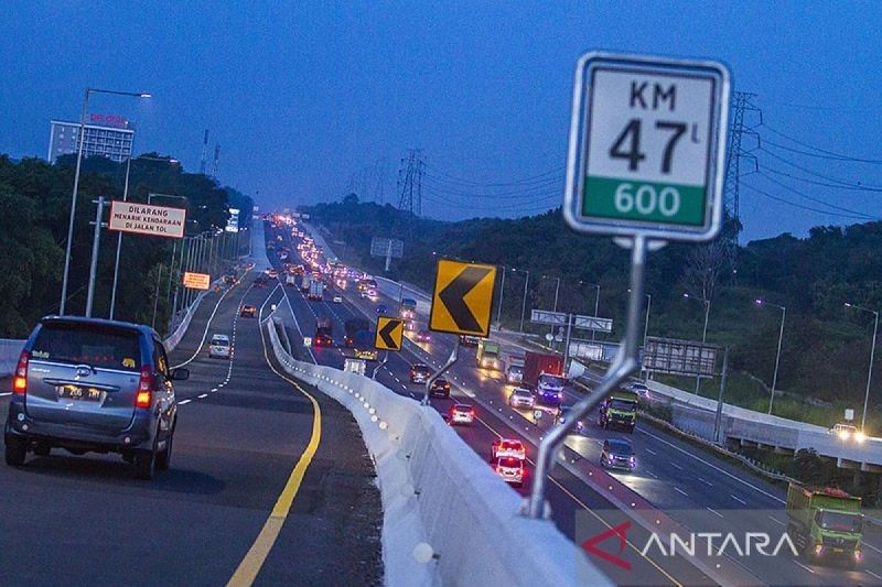 Diskon Tarif Tol Lebaran 2025: Urai Kemacetan Mudik-Balik