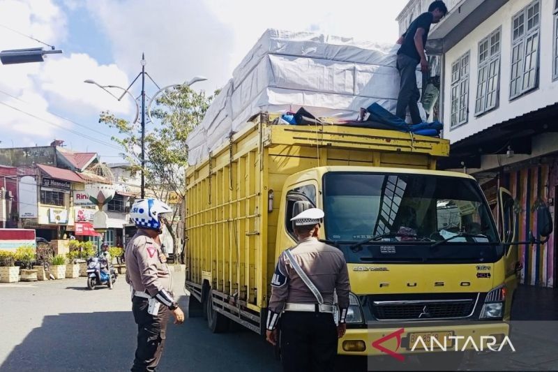 Polres Aceh Barat Tegur Ratusan Pengemudi, Operasi Keselamatan Seulawah 2024