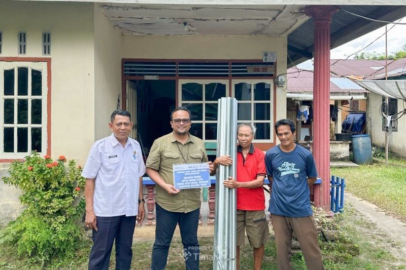 PT Timah Renovasi Rumah Warga Terdampak Angin Kencang di Belitung Timur