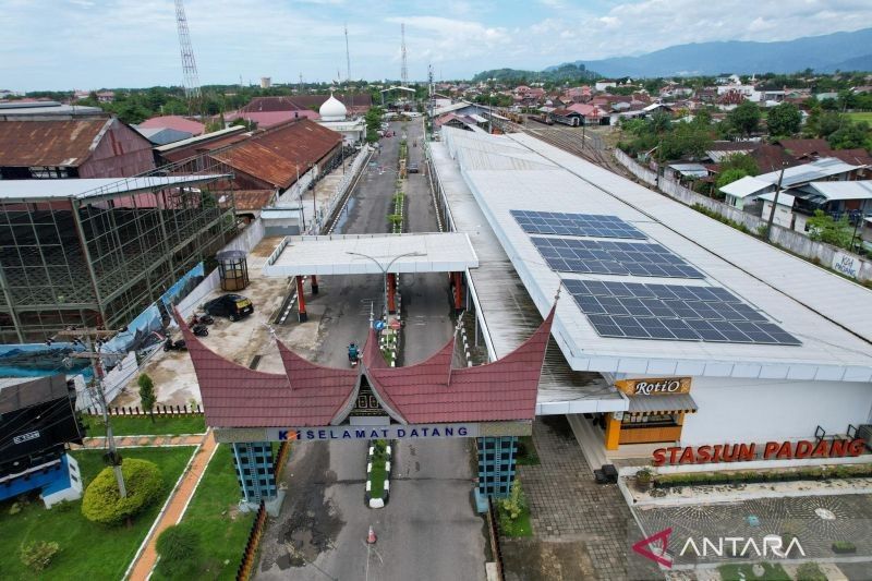 KAI Sumbar Terapkan Energi Hijau di Stasiun Padang: Langkah Menuju Transportasi Berkelanjutan