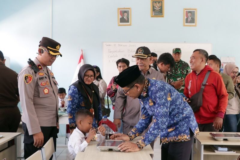 Program Makan Bergizi Gratis (MBG) di Ngawi: 28 Sekolah Terapkan Inisiatif Kodim 0805