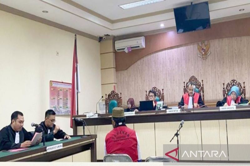 Sidang Pungli Rp709 Juta Oknum Kades Sungai Alat Dimulai