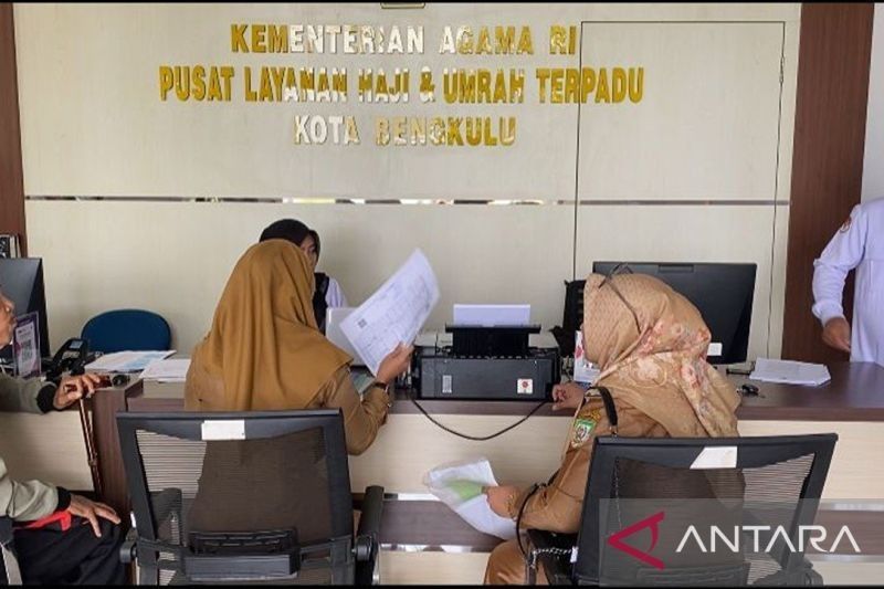 71 Calon Jamaah Haji Bengkulu Lunasi Bipih 2025