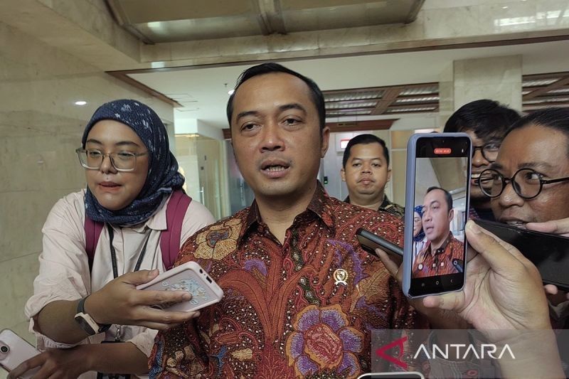 Mensesneg Minta Kesempatan untuk Prabowo, Tanggapi Aksi 