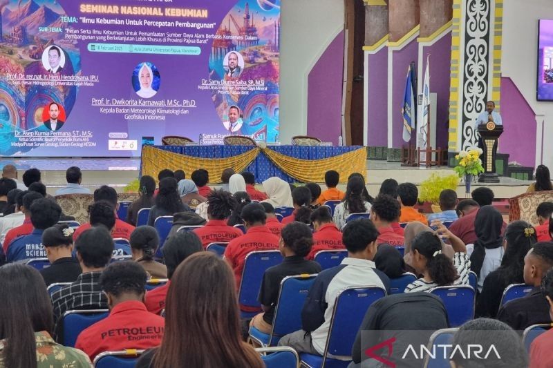 Seminar Nasional Ilmu Kebumian FTPP Unipa: Dorong Pembangunan Berkelanjutan Papua Barat