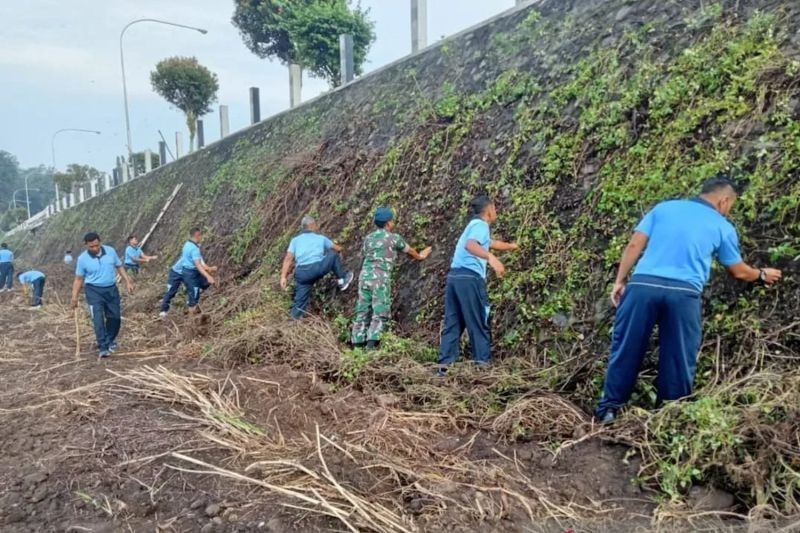 Lanud Adisutjipto Tanam Jagung di Lahan 1,4 Hektare untuk Ketahanan Pangan