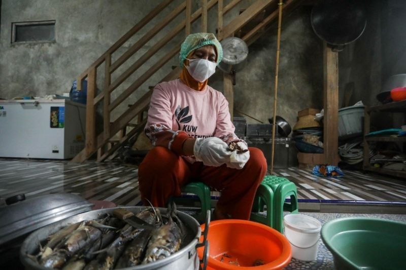 PHE ONWJ dan KUW Greenthink: Sukses Mengolah Ikan Tengkek Jadi Ladang Bisnis