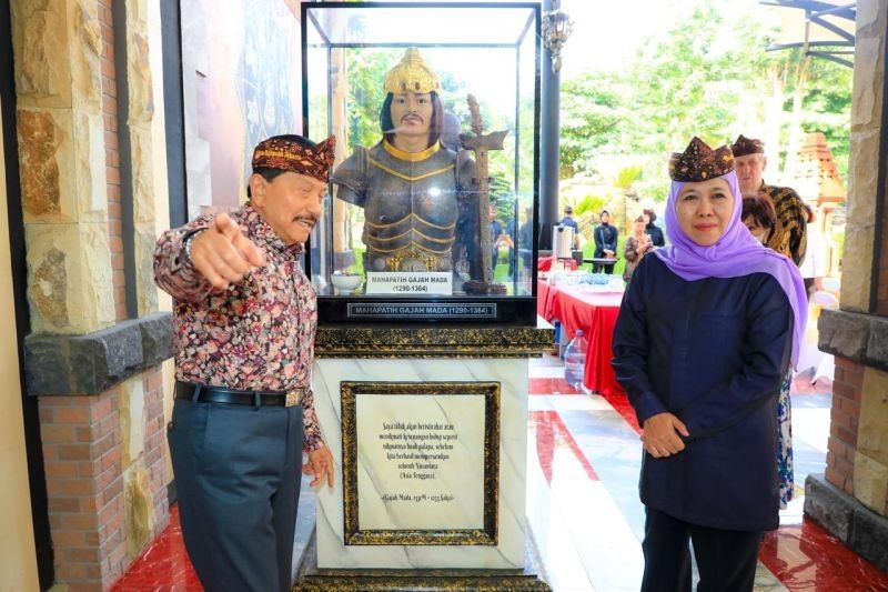 Khofifah Indar Parawansa Apresiasi Gagasan Kraton Majapahit Jakarta