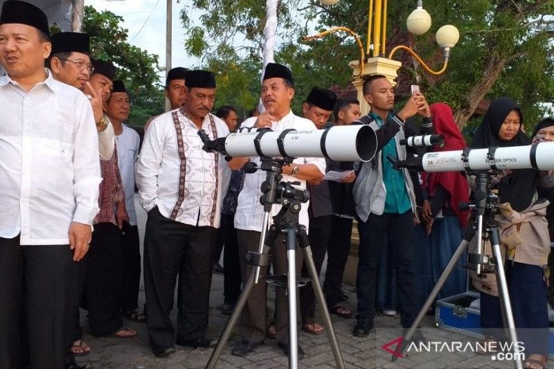 Kemenag Belitung Pantau Hilal Awal Ramadhan di Pantai Tanjungpendam