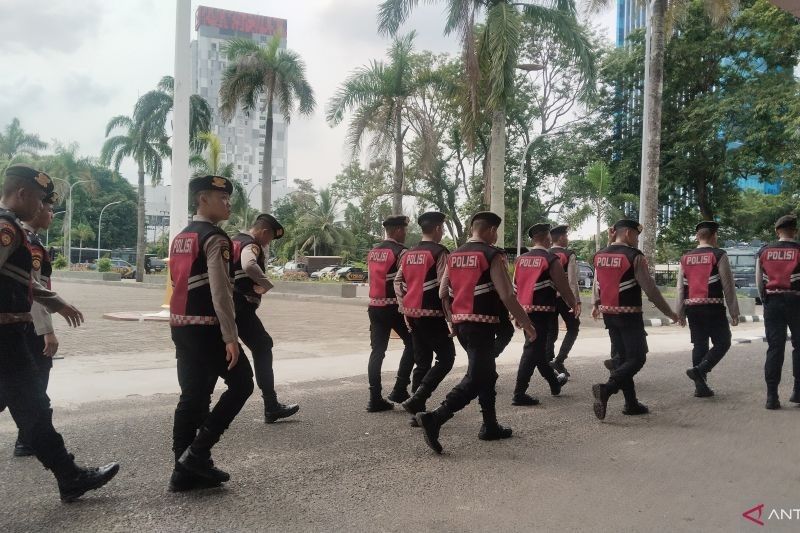 541 Personel Gabungan Kawal Demo Mahasiswa di Palembang