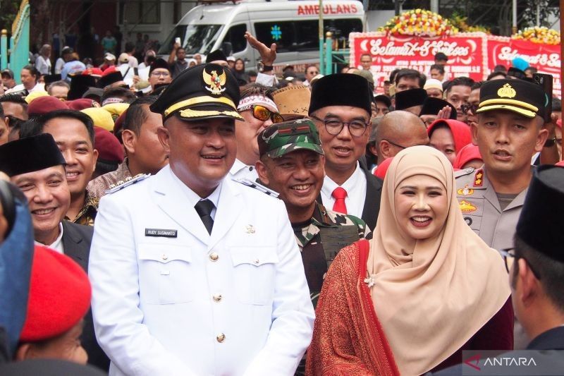 Efisiensi Anggaran: Bupati Bogor Gunakan Rapat Paripurna untuk Sertijab