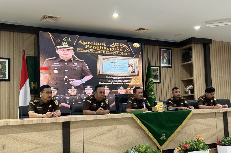 Kajari Batam Bantah Tuduhan Suap, Tegaskan Hibah Pemkot untuk Layanan Publik