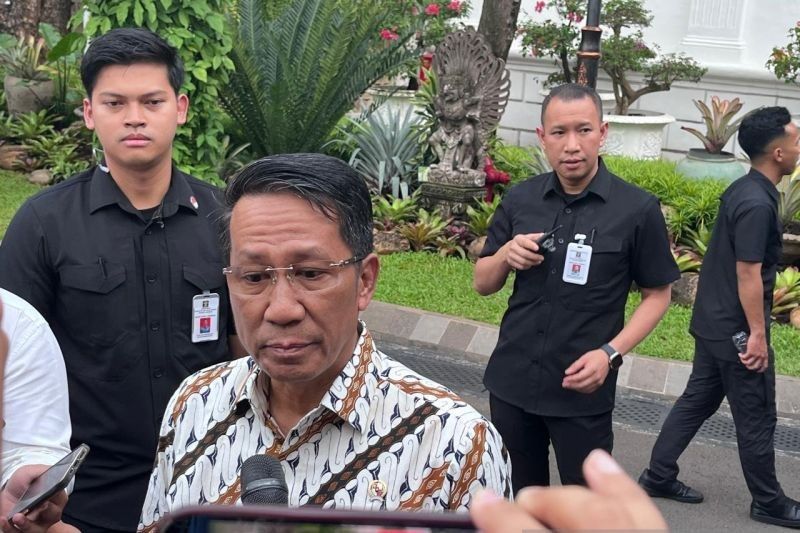 Prabowo Tekankan Keadilan SDA dan MBG dalam Pertemuan dengan Hakim Seluruh Indonesia