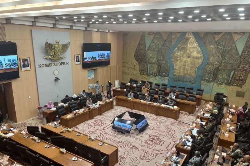 RDMP Balikpapan Capai 92,4 Persen, Pertamina Optimis Rampung September 2025