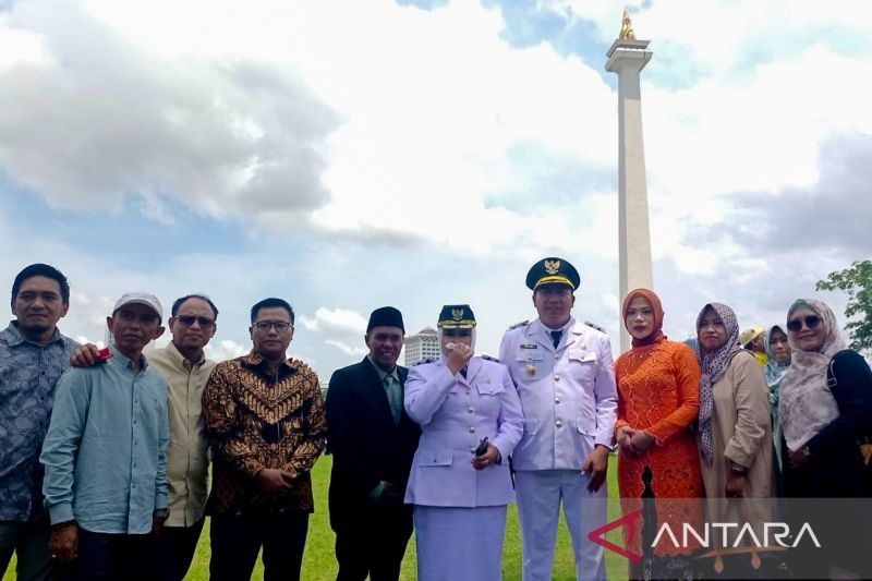 Bupati Situbondo, Yusuf Rio, Komitmen Jadi Pelayan Rakyat Usai Dilantik Presiden