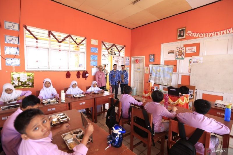 Ombudsman Gorontalo Awasi Distribusi Makanan Bergizi di Sekolah