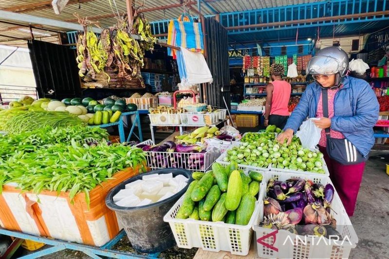 Pemkab Jayawijaya Gelar Operasi Pasar Jelang Ramadhan 2025: Antisipasi Bapok Kedaluwarsa