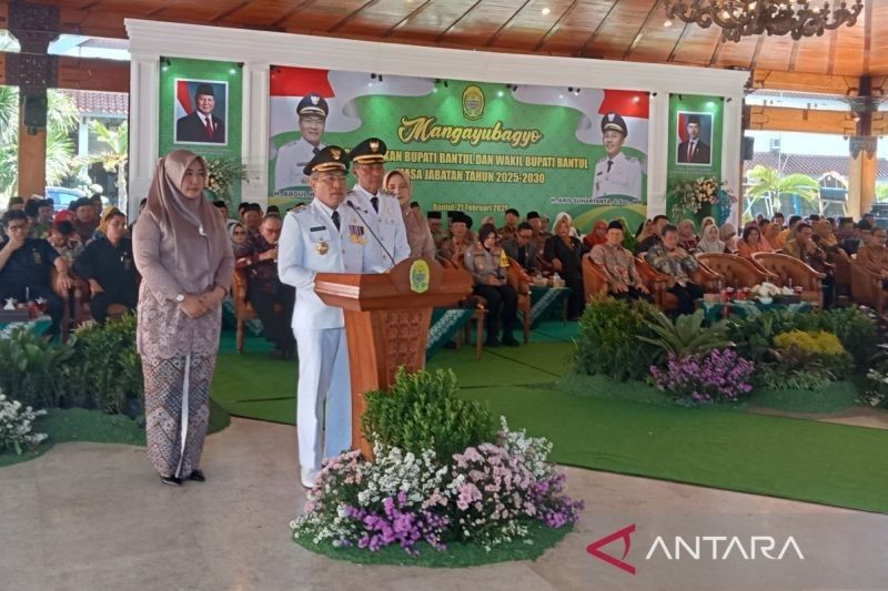 Presiden Prabowo Tekankan Kekompakan Kepala Daerah, Bupati Bantul Ikuti Pelatihan Baris-Berbaris