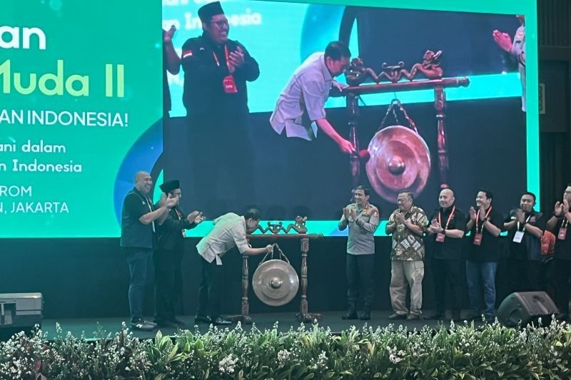 Fadli Zon: Program MBG Tonggak Kemajuan Petani Indonesia